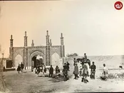 تصویری از دروازه قزوین تهران در دوران ناصرالدین شاه 