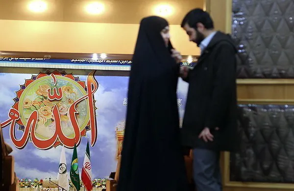 همایش پیوند&zwnj;های آسمانی صبح پنجشنبه با حضور مسئولان مرکز خدمات حوزه&zwnj;های علمیه کشور در تالار شیخ صدوق حرم حضرت عبدالعظیم (ع) برگزار شد/فارس
