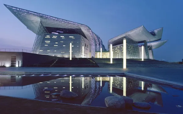 تئاتر بزرگ Wuxi، PES-Architects، چین
Picture: World Architecture Festival 2012
