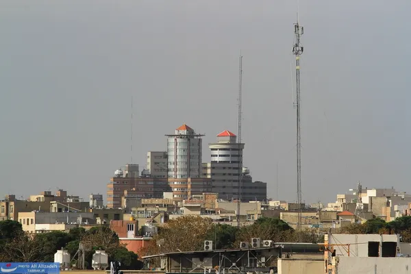 نمایی از ساختمانهای مستقر در بزرگراه نواب از ارتفاع خیابان حافظ