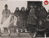 «ناصرالدین شاه» در کنار زنان حرمسرا