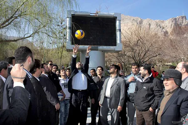 حضور دکتر رضایی در کوه صفه و گلزار شهدا
