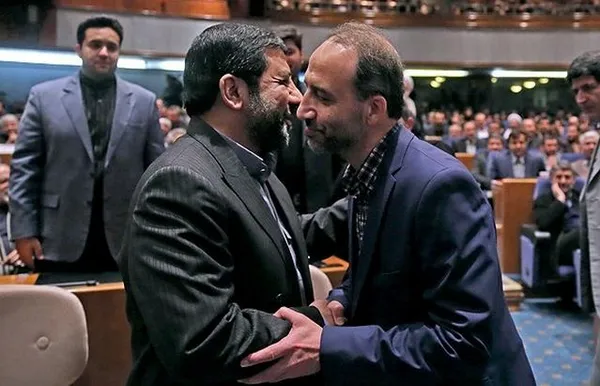 مراسم تکریم سیدعزت&zwnj;الله ضرغامی و معارفه محمد سرافراز، رئیس سازمان صدا و سیما صبح سه&zwnj;شنبه در مرکز همایش&zwnj;های سازمان صداوسیما برگزار شد./FNA
