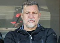 واکنش علی دایی به انتشار تصویرش روی تخت بیمارستان؛ پلیس فتا رسیدگی کند!