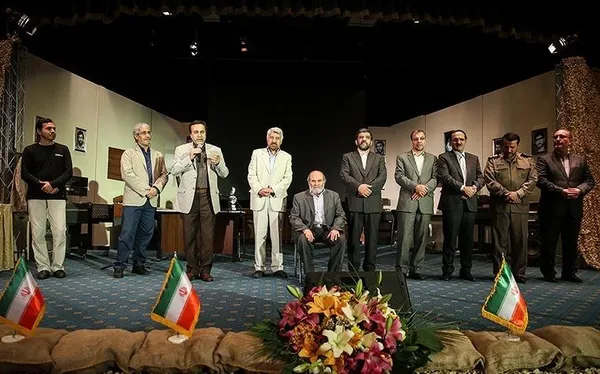 همایش نقش ماندگار رادیو در دفاع مقدس صبح روز یکشنبه با حضور سرلشکر فیروزآبادی، رئیس ستاد کل نیروهای مسلح و عزت الله ضرغامی در سالن همایش های صدا و سیما برگزار شد./TASNIM

