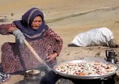 پخت پیتزای فوق العاده توسط عشایر