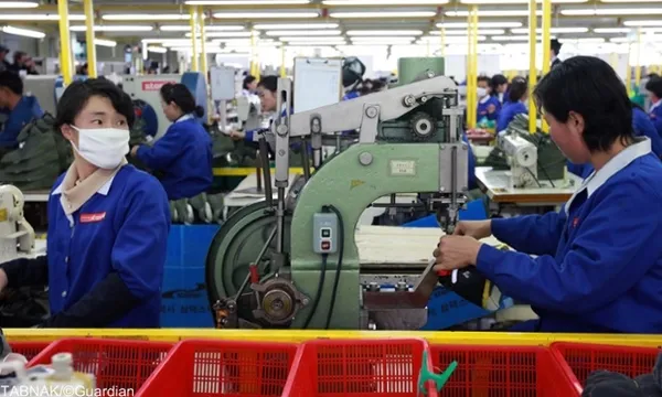 کارگران کره شمالی شاغل در معدود کارخانجات مونتاژ مربوط به کره جنوبی در پایتخت این کشور