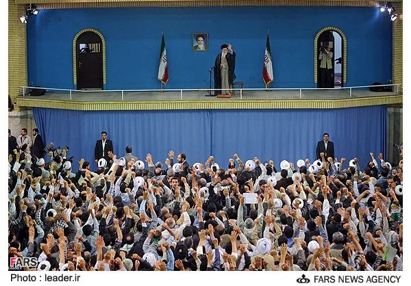 دیدار قشرهای گوناگون مردم با مقام معظم رهبری
