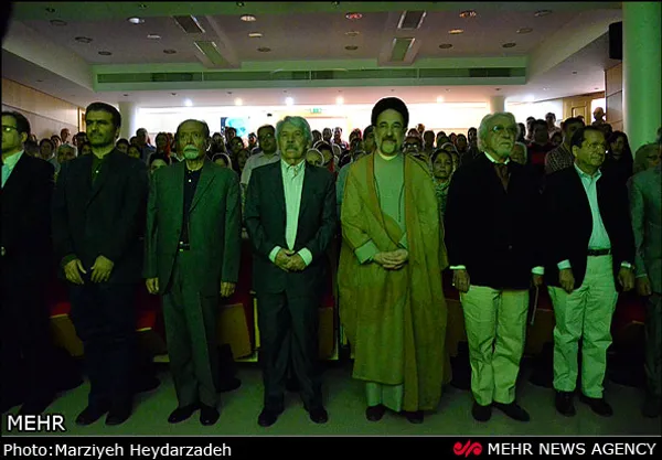 مراسم جشن تولد هشتاد سالگی داوود رشیدی با حضور سید محمد خاتمی، داریوش شایگان  و اهالی سینما برگزار شد.
چهارشنبه ۲۶ تیر ۱۳۹۲
