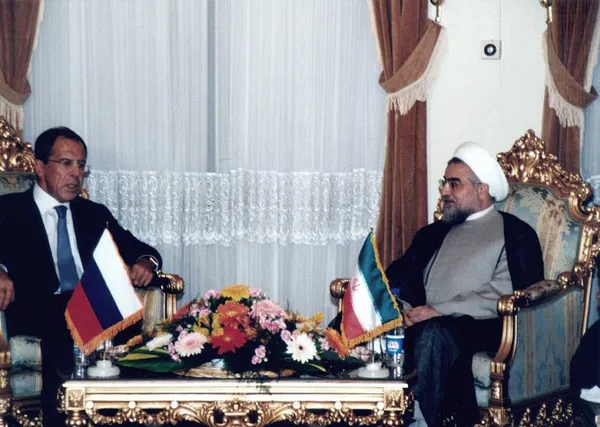 ملاقات با سرگئی لاوروف وزیر امور خارجه روسیه - تهران ١٣٨٣/٧/١٩