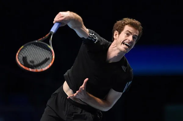 اندی موری، تنیس باز انگلیسی قبل از شروع مسابقه فینال تور جهانی بارکلیز در ورزشگاه o۲ آرنای لندن مشغول تمرین است./Zuma
