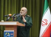 سردار سلامی تعرض به کشور را بی‌پاسخ نخواهیم گذاشت