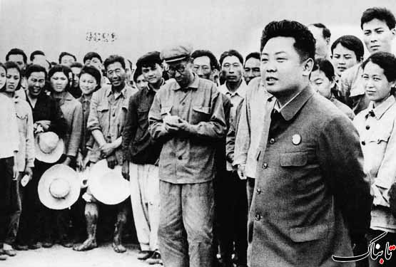 21 می 1971، کیم جونگ ایل جوان در حال بازدید از مزارع کشاورزی در شمال پیونگ یانگ