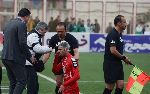 تیم فوتبال پرسپولیس تهران مقابل داماش گیلان در هفته بیست و هشتم از رقابت های فوتبال لیگ برتر باشگاه های کشور، عصر پنجشنبه در ورزشگاه شهید عضدی رشت به پیروزی رسید. /ایرنا
