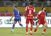 شکایت پرسپولیس از یاسر آسانی!
