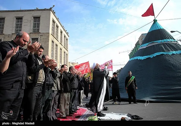 خیمه سوزان ظهر عاشورا - چهار راه گلوبندک تهران 