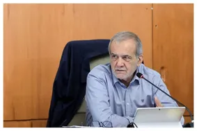 پزشکیان: صنایع آب‌بر صرفاً در سواحل جنوبی توسعه پیدا کنند