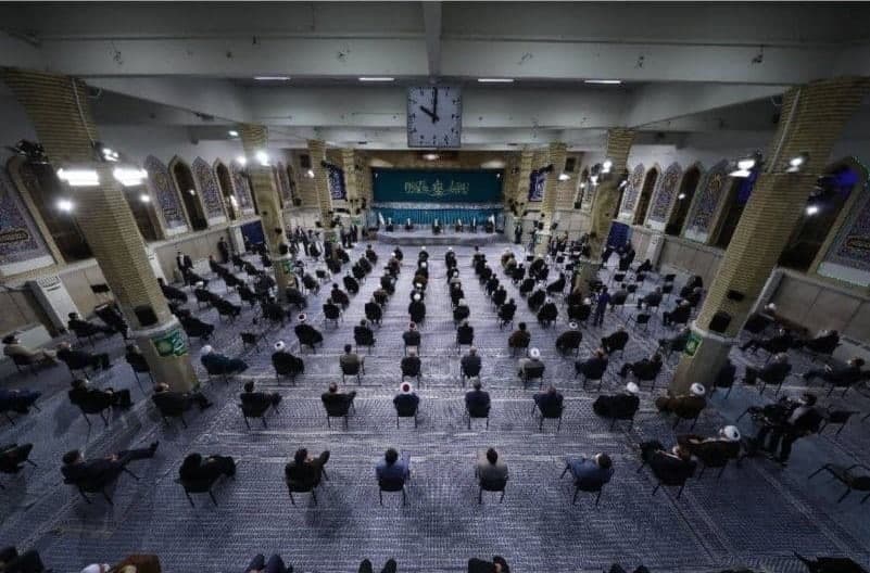 دیدار رهبری با اعضای کنفرانس وحدت