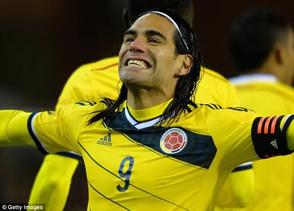 کلمبیا: رادامل فالکائو (Radamel Falcao) - فوروارد گلزن باشگاه موناکو که در ساعت پایانی نقل و انتقالات تابستانی از اتلتیکو مادرید به موناکو با مبلغ بسیار بالایی پیوست.