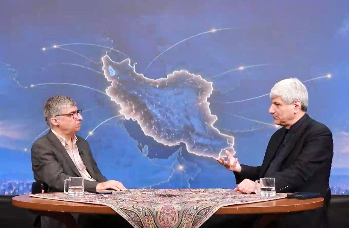 میگویند رئیسجمهور در کشور کارهای نیست/ برخی معاونان وزارتخارجه از مسیر حرفهای نیامدهاند/ میگویند رئیسجمهور در کشور کارهای نیست/ برخی معاونان وزارتخارجه از مسیر حرفهای نیامدهاند/