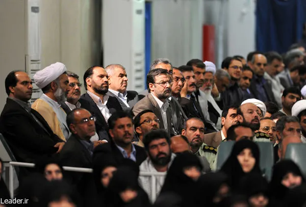 دیدار رهبری با دست اندر کاران انتخابات