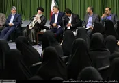 مهمانی نیمه رمضان بدون صاحب خانه/شعر یک رسانه قدرتمند است 