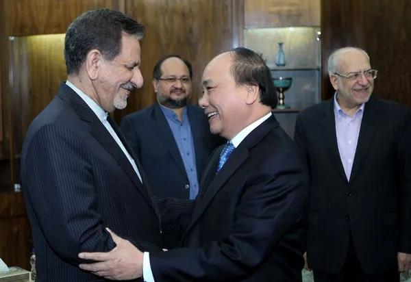 معاون نخست وزیر ویتنام عصر روز سه شنبه با اسحاق جهانگیری ومعاون اول رییس جمهوری اسلامی ایران دیدار و گفتگو کرد ./IRNA
