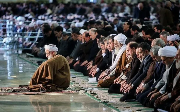 نماز جمعه این هفته تهران به امامت آیت&zwnj;الله امامی کاشانی در مصلی تهران برگزار شد./TASNIM
