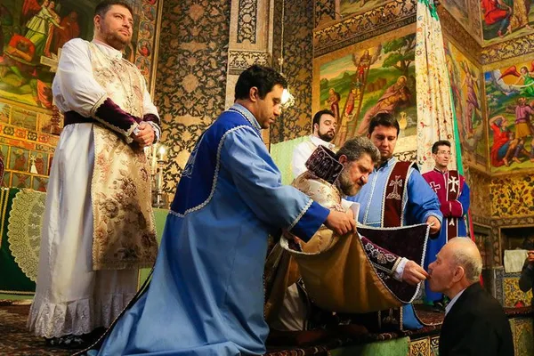 آیین عشای ربانی سال ۲۰۱۵ در کلیسای وانک./ISNA
