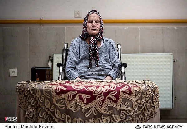 ساره ونداد شغل سابق :مهماندار هتل سن: 72 سال
