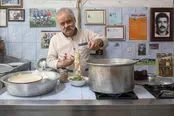 اکبر عبدی