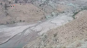 حجم تبخیر روزانه از سد لتیان در گرمای ۴۲ درجه + عکس
