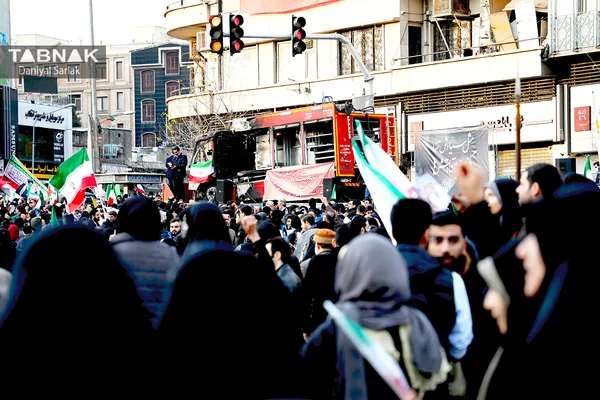 راهپیمایی 22 دی
