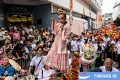 عکس:جشن نان و کودکان معلق هنگ‌کنگ
