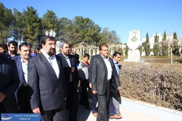 دیدار دکتر محسن رضایی از موزه دفاع مقدس کرمان