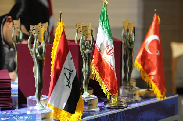 جوایز برگزیدگان هشتمین جشنواره بین&zwnj;المللی تئاتر خیابانی مریوان 