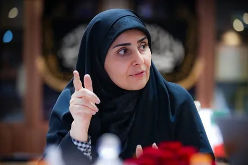 تفریح میلیاردی یا بازسازی بنادر؛ وزارت راه کدام را انتخاب کرد؟ / بندر شهید رجایی قربانی صندلی‌های لوکس شد!