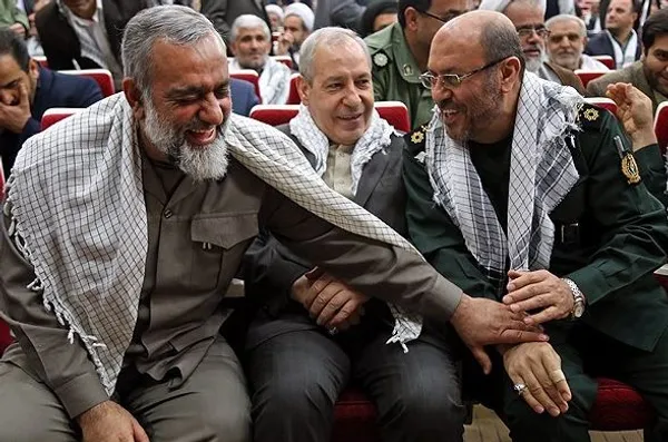 هشتمین همایش مسئولین استانی ستاد هماهنگی و پشتیبانی بسیج دانش&zwnj;آموزی با حضور علی اصغر فانی، وزیر آموزش و پرورش، حسین دهقان وزیر دفاع، محمدرضا نقدی رئیس سازمان بسیج مستضعفین و حجت الاسلام و المسلمین قرائتی صبح یکشنبه در اردوگاه شهید بهشتی برگزار شد. /FARS