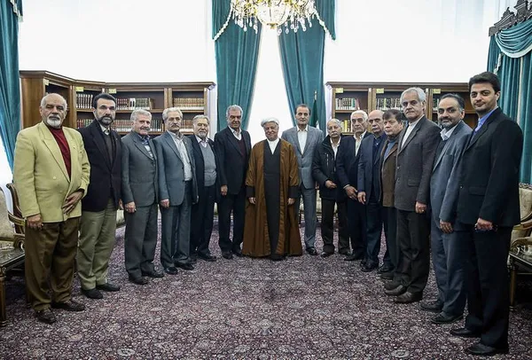 دیدار اعضای کانون خلبانان ایران با آیت&zwnj;الله هاشمی رفسنجانی./ISNA
