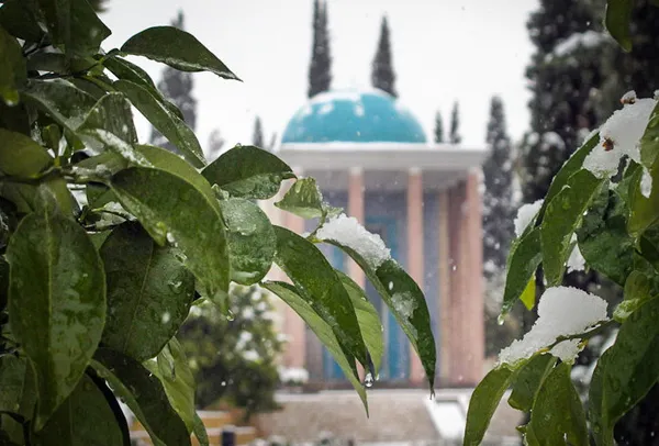 آرامگاه سعدی روسفید شدISNA
