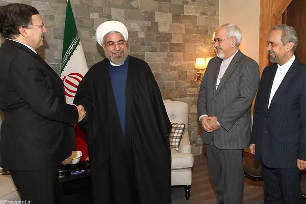 حسن روحانی رئیس جمهوری اسلامی ایران در حاشیه چهل و چهارمین اجلاس مجمع جهانی اقتصاد در داووس سوییس با خوزه مانوئل باروسو رئیس کمیسیون اروپا دیدار و گفت وگو کرد.