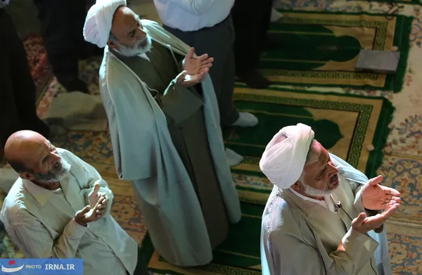 اقامه نماز عيد قربان در کرمان. (عکس از ابوذر احمديزاده)